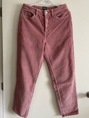 EUC BDG Urban Outfitters Light Pink Mom Jeans High-Rise Corduroy Pants Size 29